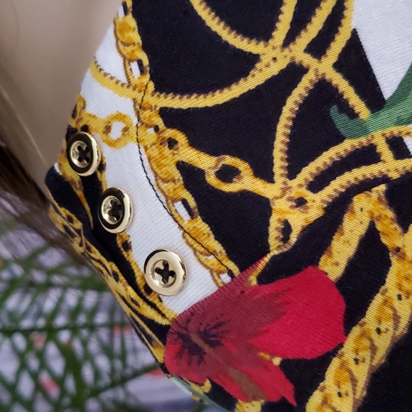 RAFAELLA Floral gold rope pattern shoulder button detail top Med. - Picture 3 of 9